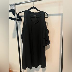 Target dress with cut out off the shoulder sleeves